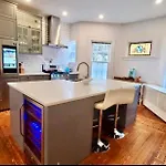 Gorgeous Victorian House!! Entire In Sam's Villa New York