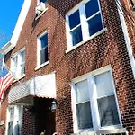 Nyc Cozy Private Bedroom With Free Parking & Near Subway - Business & Tourists *