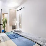 2 Bedroom Paradise In Hells Kitchen Manhattan New York