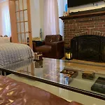 Nyc Apartment By The Harbor