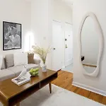 Cozy In The Upper East Side * New York
