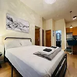 Midtown Oasis - Steps From Empire State Building