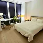 1 Stop To Midtown Amazing View Luxury High Rise Corner 1 Bedroom Apartment