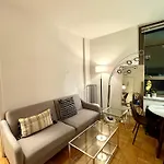 Midtown Park Ave Charming Chrysler View Corner Apartment