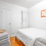 Lovely Near Park Apartment