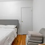 Apartment Lovely Near Park