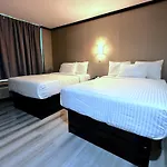 Hotel Umbrella Bronx