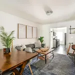39-2 Renovated 3br Prime Hudson Yards Area *