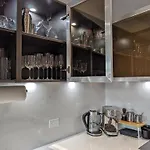 Apartment Sunny Oasis With Wd I Air I Desk I Free Park