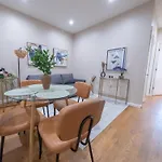 3Br Apt Two Blocks To Central Park Elevator, Laundry, Virtual Doorman