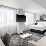 Hotel Doubletree By Hilton Long Island City, Ny
