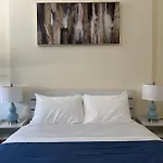 The Manhattan 44