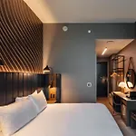 Hotel Tempo By Hilton Times Square 4*