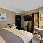 Mansfield 3*