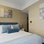 Mansfield Aparthotel