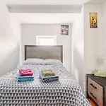 Apartment Stylish 3br Near Nyc In Perfect Location