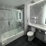 Capital Long Island 4*