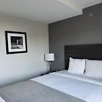 Capital Long Island Hotel