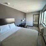 Hotel The Villa - Long Island City