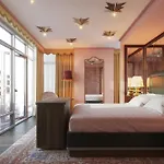 The Fifth Avenue Hotel