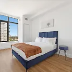 Elegant Studio Haven, Upscale Comfort