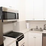 New York7-East2 Village Center Apartment W Full Amenities