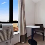 Ramada By Wyndham Flushing Queens