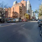 Blueground Yorkville Pool Nr Central Park Nyc-1329