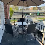 Brighton Beach Rooms