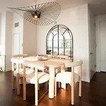 Modern Designer Stunning Hudson Views Corner Unit