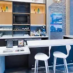Hyatt Place Long Island 3*