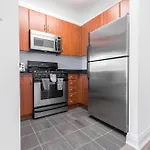 Beautiful 1 Bed Fully Furnished *