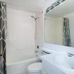 Apartment Contemporary 2 Bed 2 Bath Bright And Sunny New York