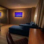 Pergola Jamaica Jfk 3*