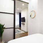 69-2a Prime Lower East Side 1br Brand New Apartment