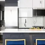 1597-3 Studio Upper East Side Apt W&D In Unit