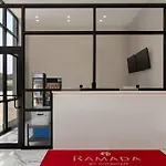 Ramada By Wyndham Brooklyn Empire Blvd Hotel 2*