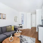 Apartment 1 Bedroom Gem In Prime Location Of Nyc New York