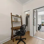 3Br Harlem Stay With Washer With Dryer