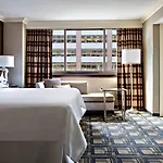 Sheraton Times Square 4*