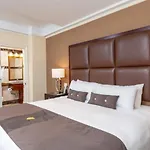 Fitzpatrick Manhattan Hotel 4*
