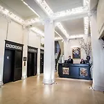 Mansfield Aparthotel 3*