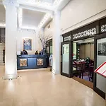 Aparthotel Mansfield 3*