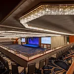 Hilton Midtown Hotel 4*