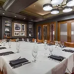 Hotel Omni Berkshire Place 4*