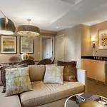 Hotel Omni Berkshire Place