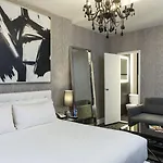 Hotel Square At Times Square 3*