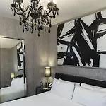 Square At Times Square Hotel New York