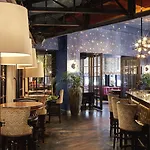 Roxy Hotel 4*