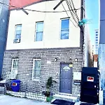 Apartment 2 Stops To Manhattan, 3 Bedrooms In Lic ! *